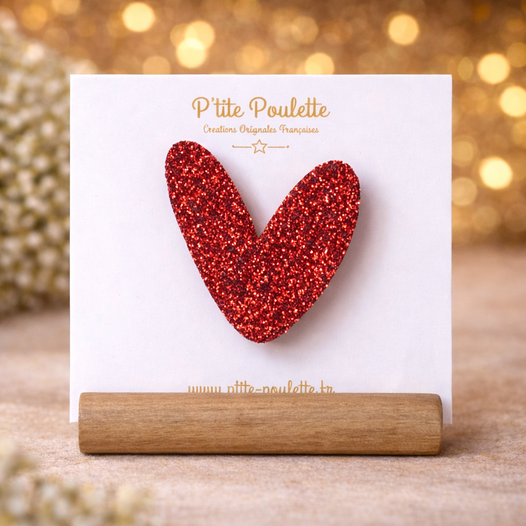 Broche cœur rouge pailletée – création artisanale française P’tite Poulette